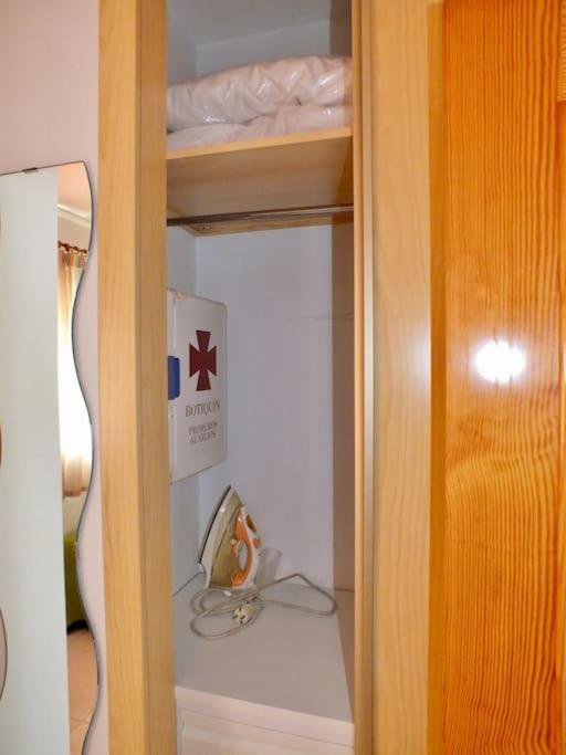 Apartamentos J&K Torremolinos Exteriör bild