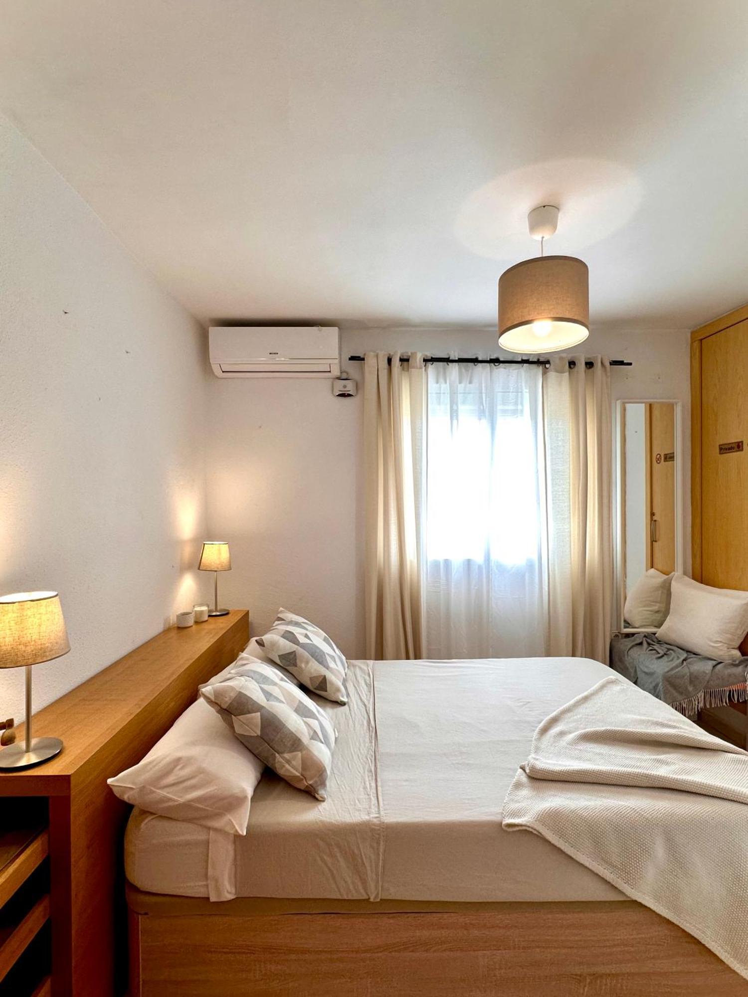Apartamentos J&K Torremolinos Exteriör bild