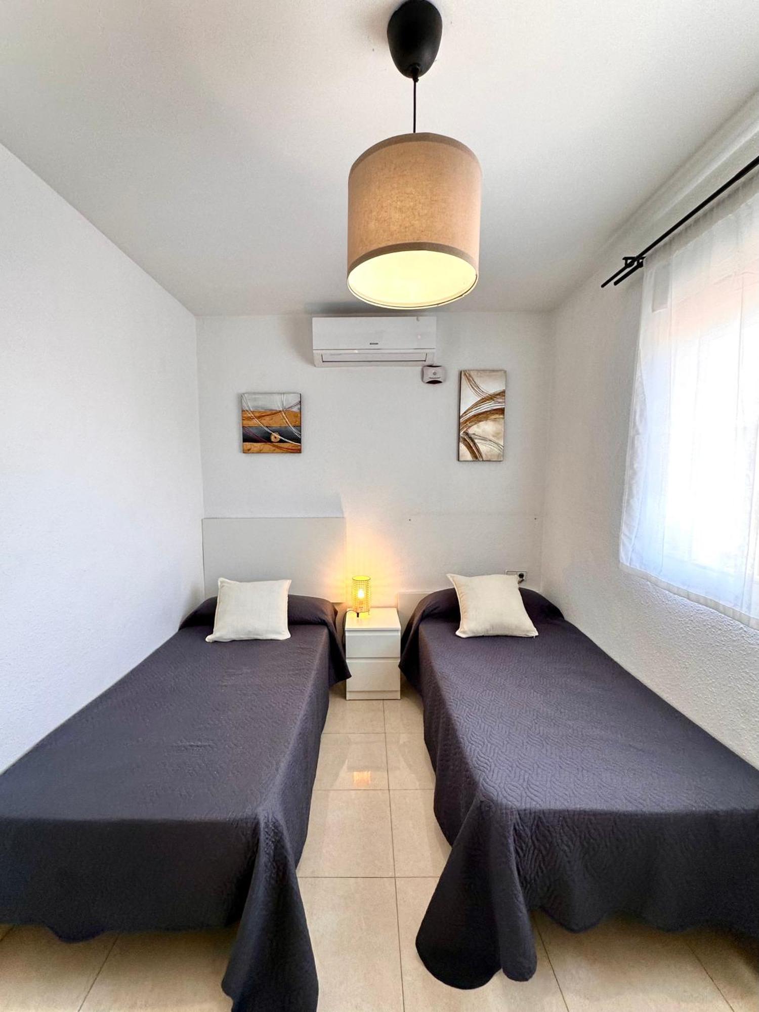 Apartamentos J&K Torremolinos Exteriör bild