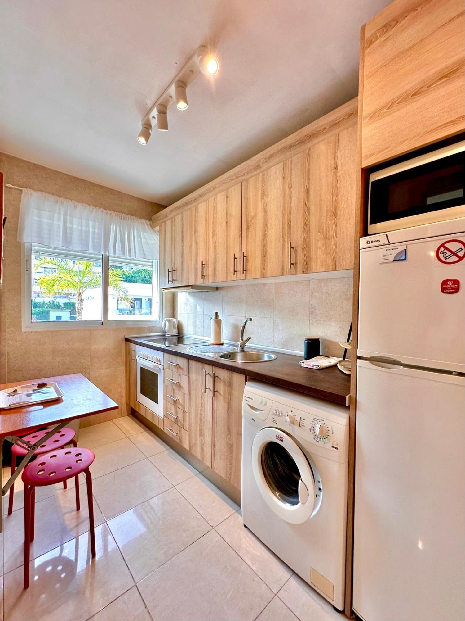 Apartamentos J&K Torremolinos Exteriör bild