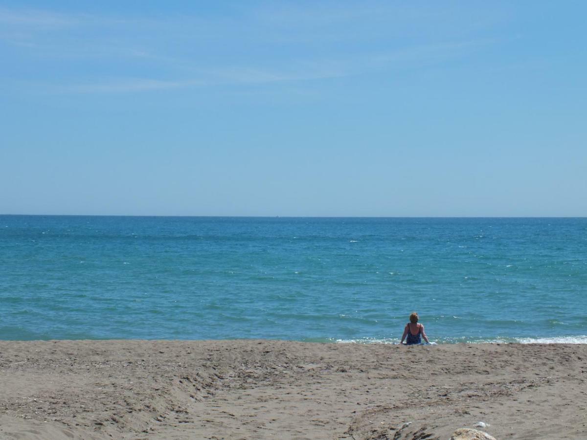 Apartamentos J&K Torremolinos Exteriör bild