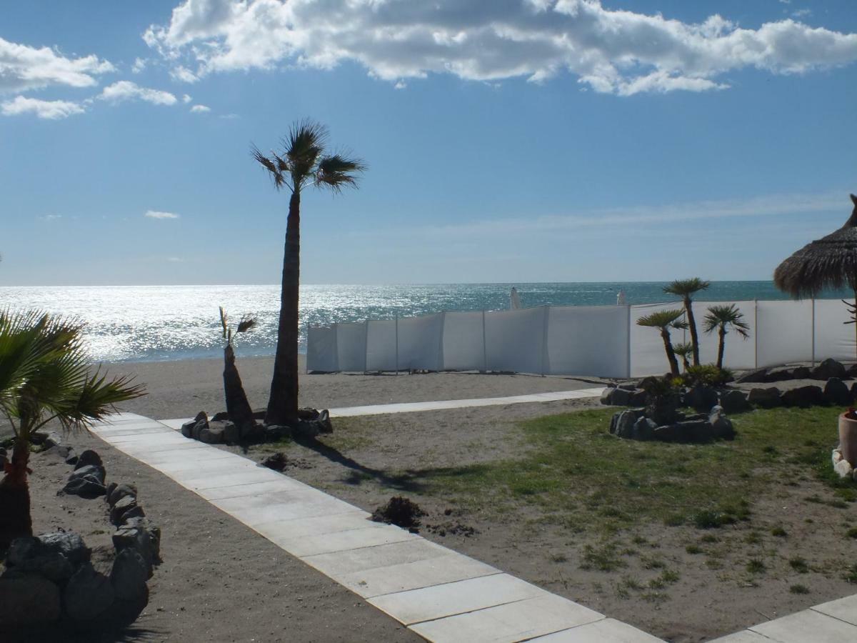 Apartamentos J&K Torremolinos Exteriör bild