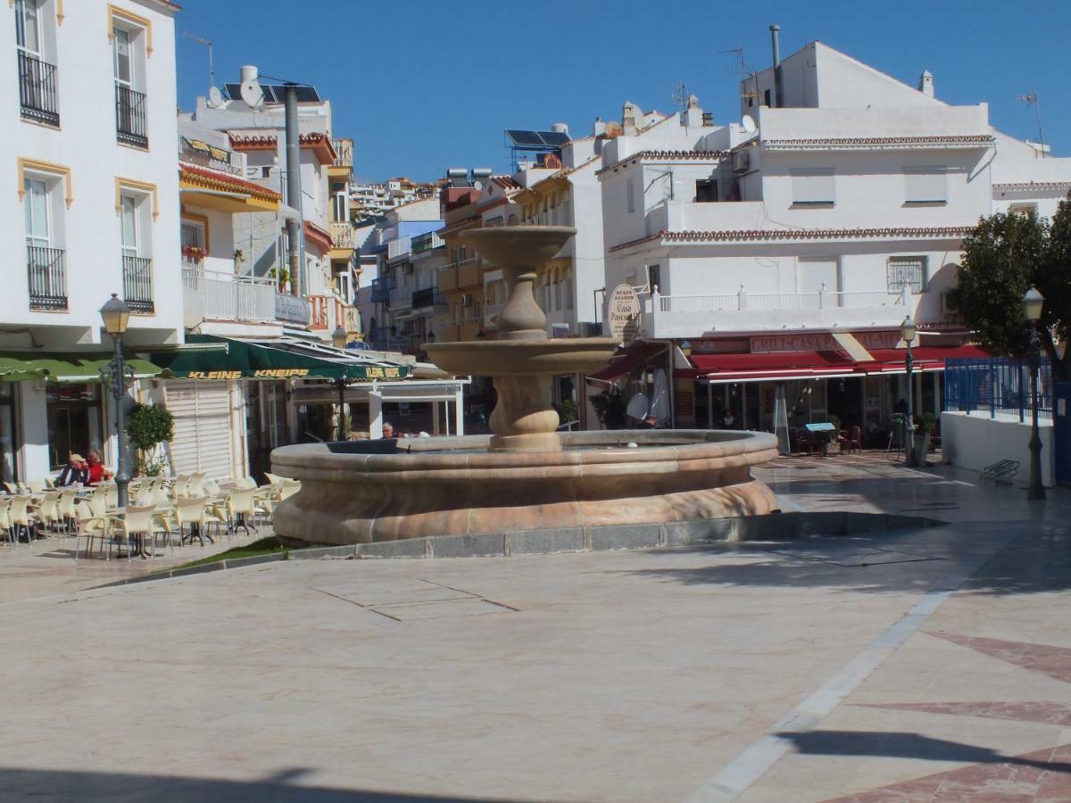 Apartamentos J&K Torremolinos Exteriör bild